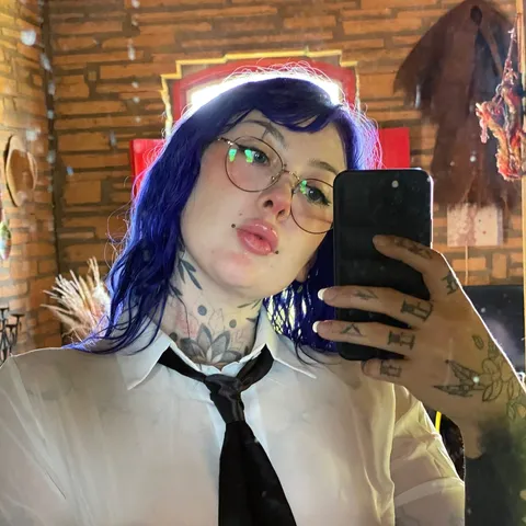 @Emyzando