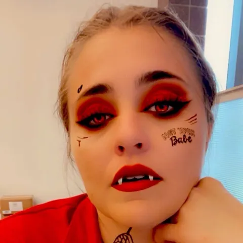 @ghostgonegirl