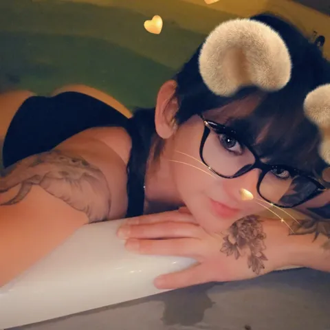 @Jaycee_kay