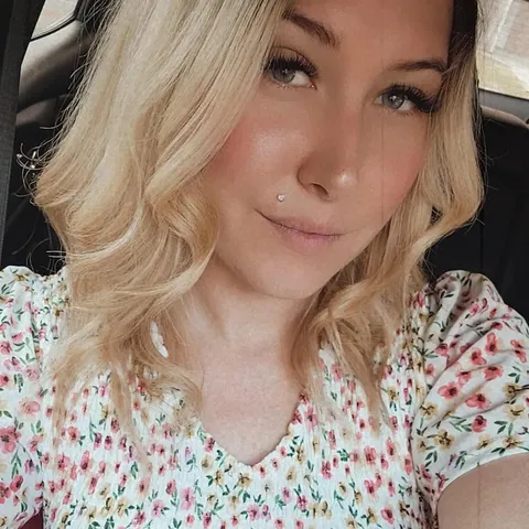 @kamrynmarie