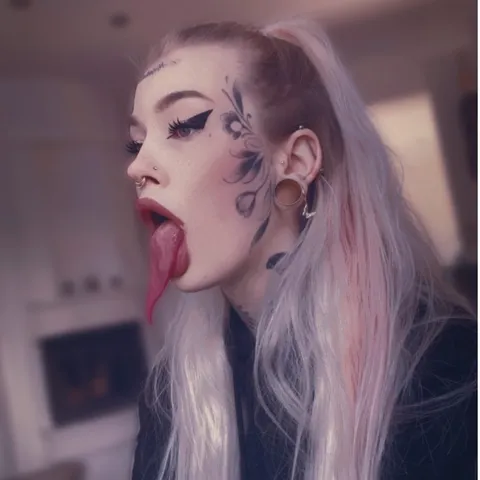 @milkysnowflake