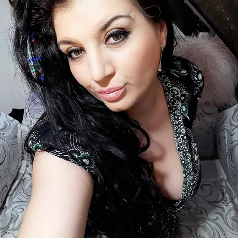 @MistressAdeline