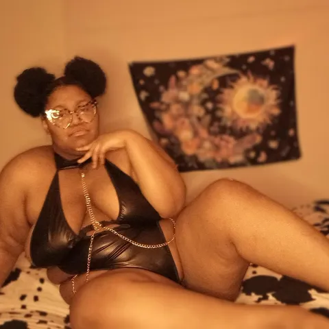 @MistressCoCo