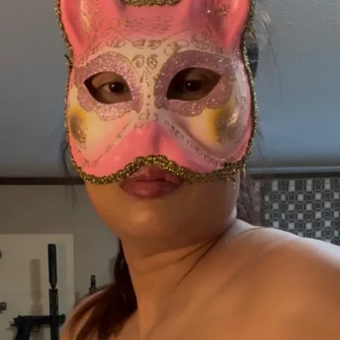 @MyThaiWife