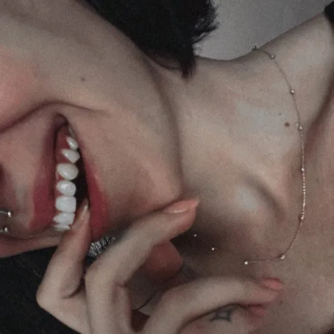 @NightQueen