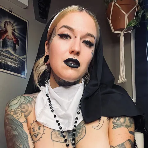 @nikkinoctis