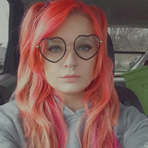 @Nixielux