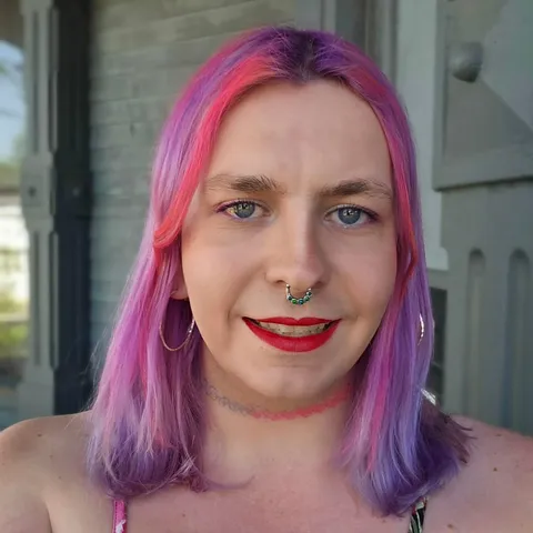 @ReyaSunshine