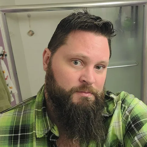 @RoosterThePumpkinKing