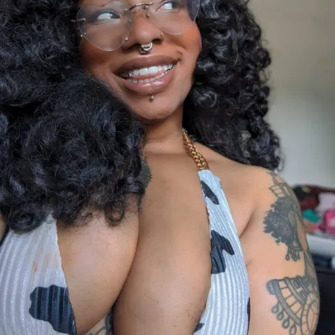 @sinnkitty