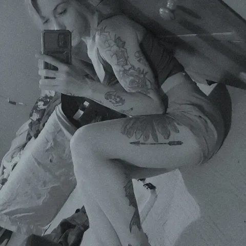 @Vickysticky